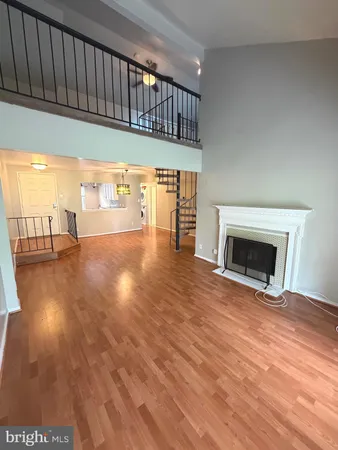 $2,500 | 15 Pickering Court, Unit 201, Germantown, MD 20874