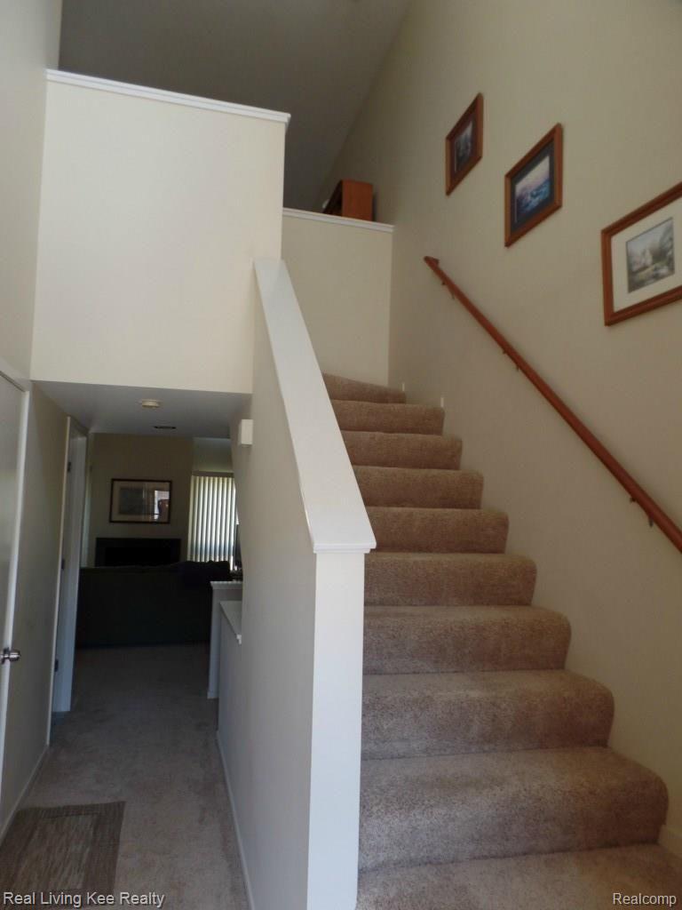 715 Eton Court, Unit 164 Rochester, MI 48307 - Photo 29 of 48 SAM_0661.jpg