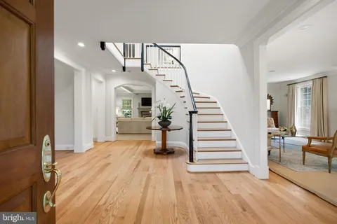 $2,850,000 | 7009 Loch Lomond Drive, Bethesda, MD 20817