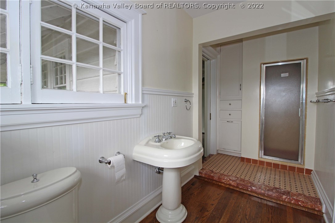 835 Chester Road Charleston, WV 25302 - Photo 12 of 30 Gallery Image 12