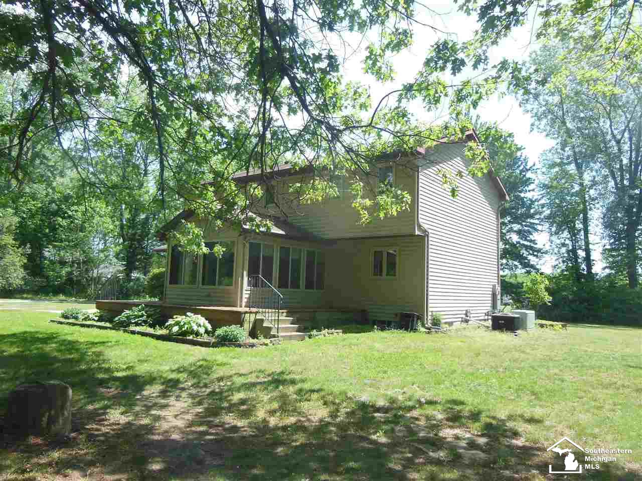 9117 Crabb Road Temperance, MI 48182 - Photo 2 of 39