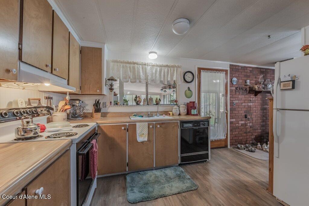 16155 North Mountain View Road Rathdrum, ID 83858 - Photo 19 of 53 Kitchen