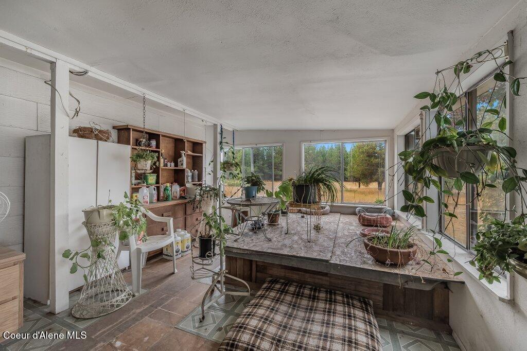 16155 North Mountain View Road Rathdrum, ID 83858 - Photo 20 of 53 Sun-Room