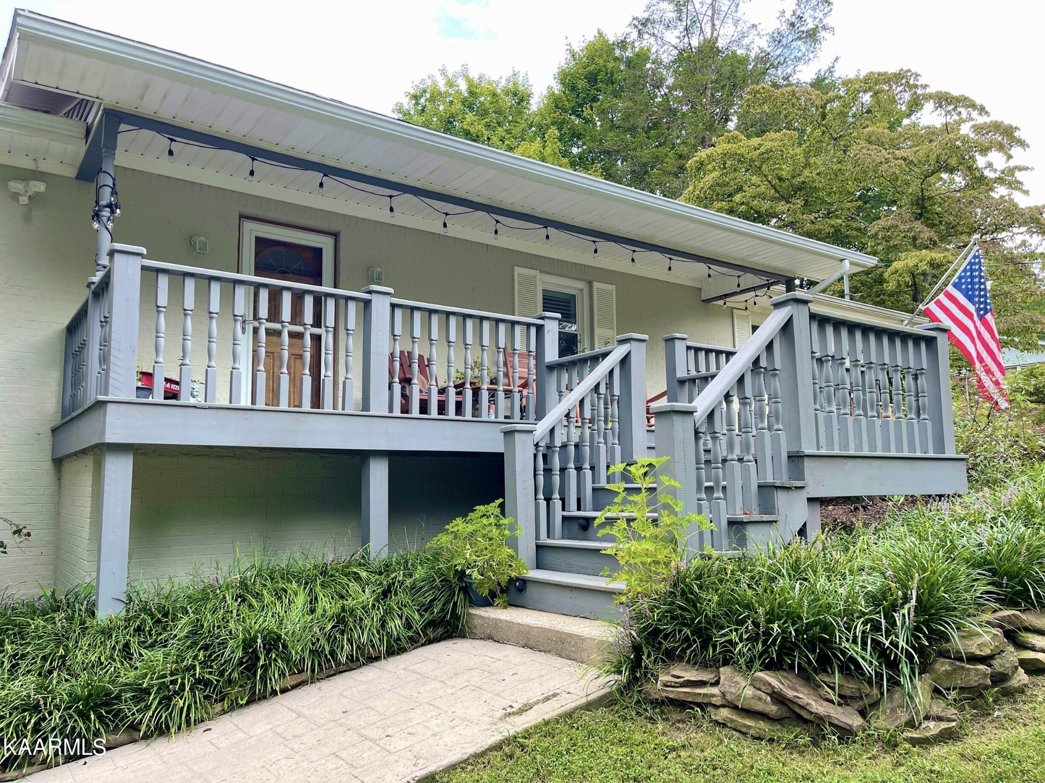 8201 Cricket Road Powell, TN 37849 - Photo 2 of 29 Gallery Image 2
