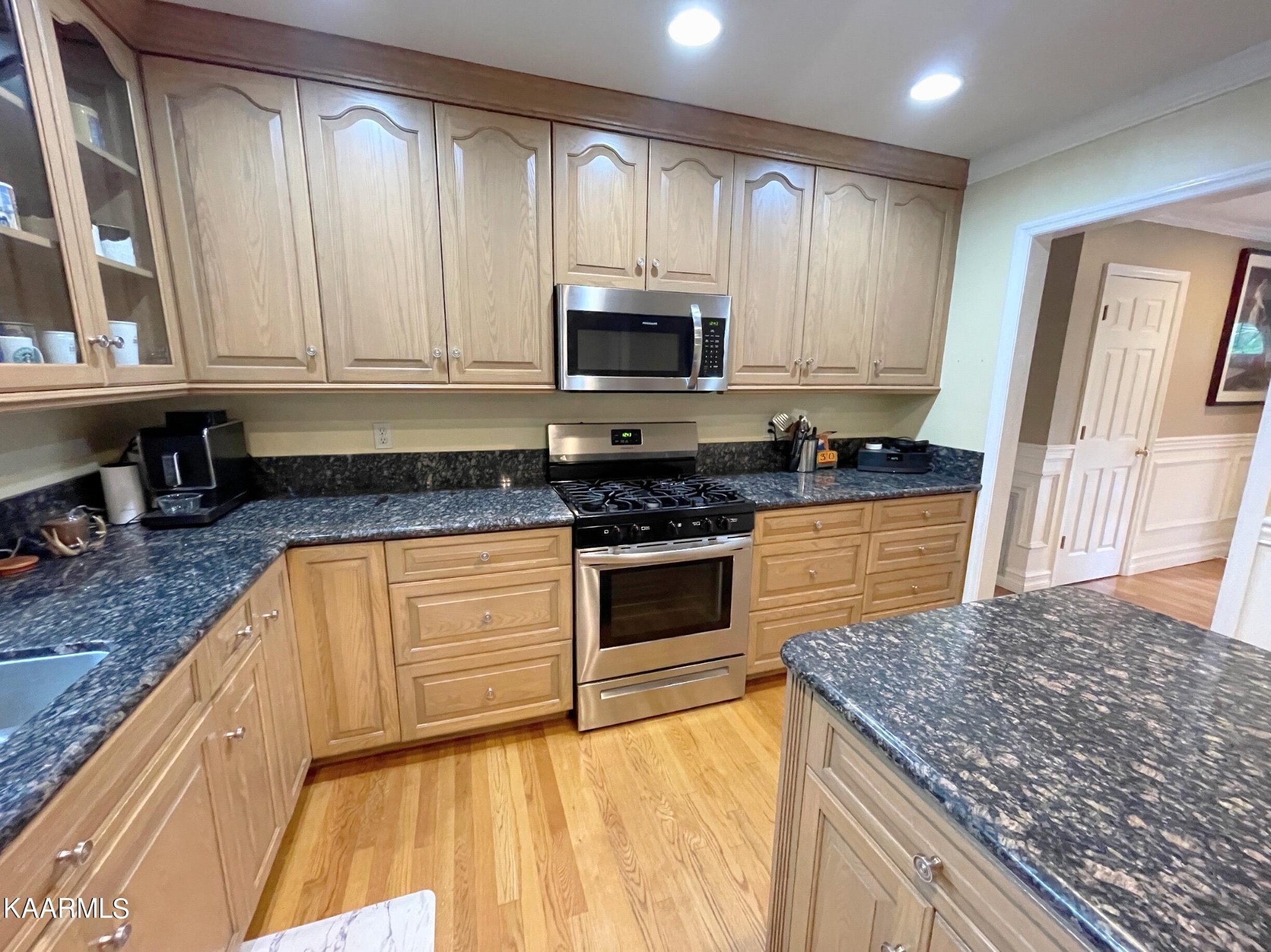 8201 Cricket Road Powell, TN 37849 - Photo 8 of 29 Gallery Image 8