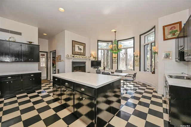 $4,500,000 | - Wheatley Road, Old Westbury, NY 11568