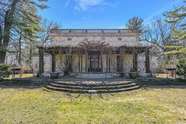 $4,500,000 | - Wheatley Road, Old Westbury, NY 11568