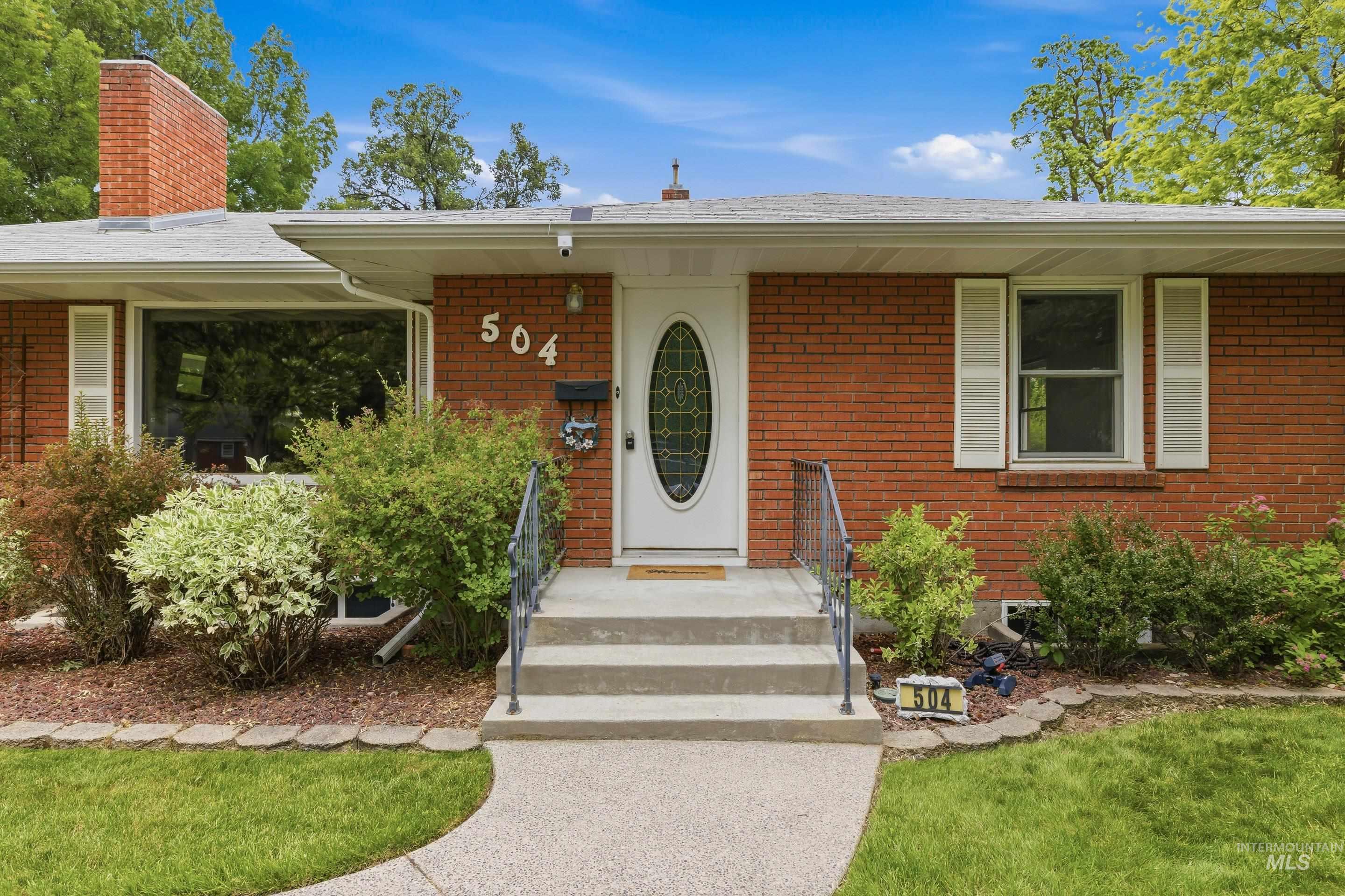 504 West Howe Street Boise, ID 83706 - Photo 3 of 47 Front house