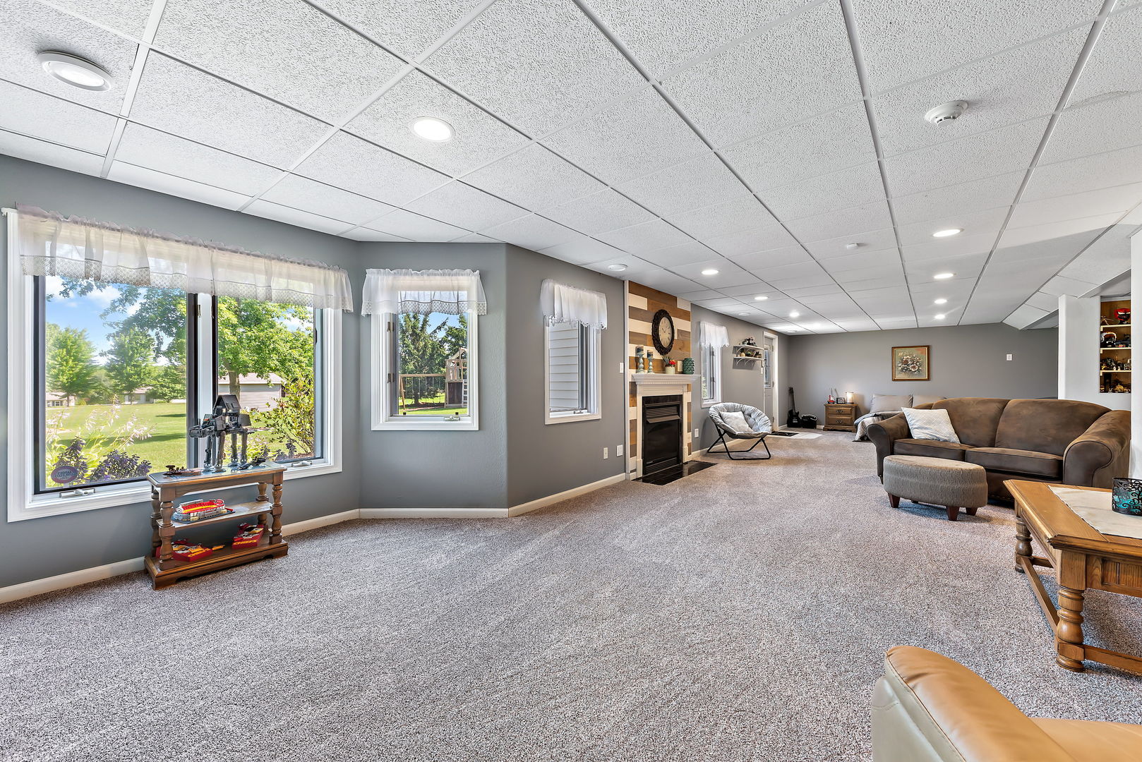 2364 Sunset View Lane Kankakee, IL 60901 - Photo 27 of 35 a living room with furniture and a flat screen tv
