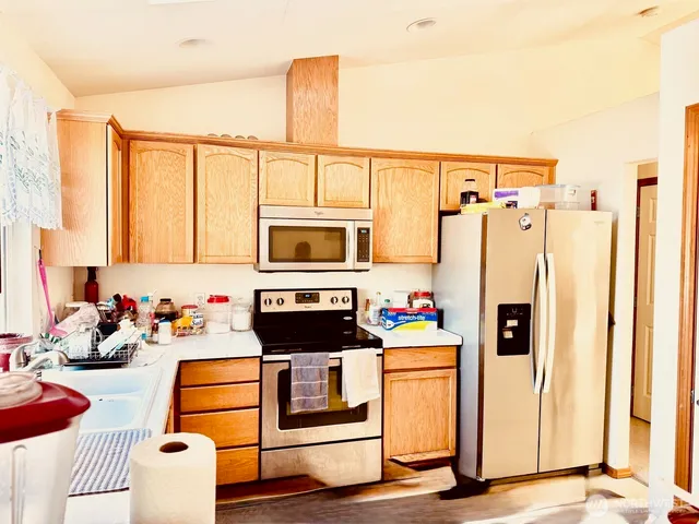 $940,000 | 2315 190th Street Southwest, Lynnwood, WA 98036