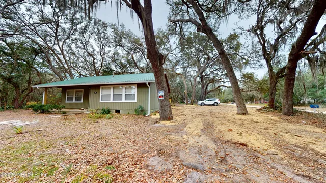 $230,000 | 201 Florence Avenue, Interlachen, FL 32148