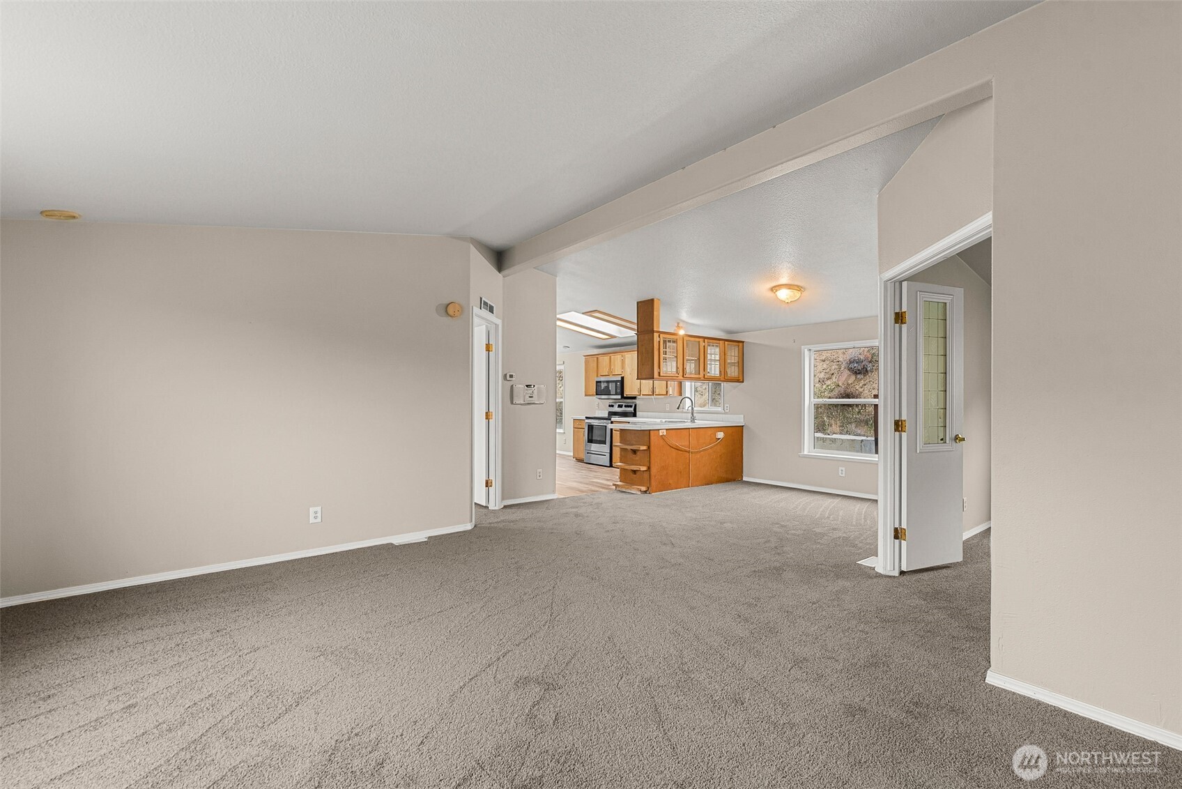 3570 Pinnacle Place Wenatchee, WA 98801 - Photo 14 of 35