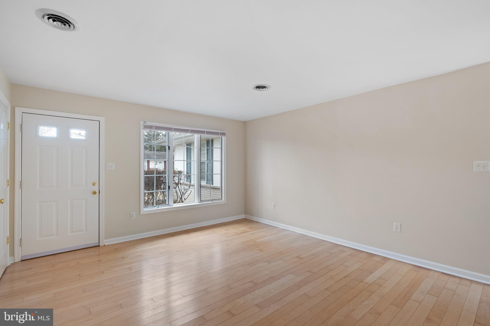 21 Dunbar Road Newark, DE 19711 - Photo 3 of 20