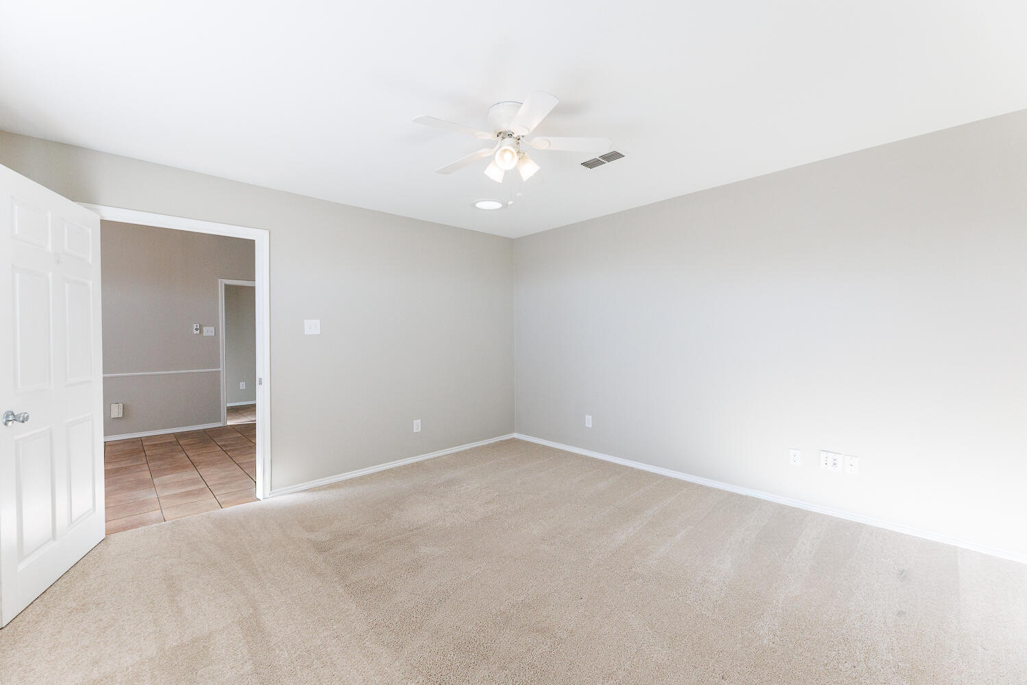 10602 Clinton Avenue Lubbock, TX 79424 - Photo 22 of 45 -