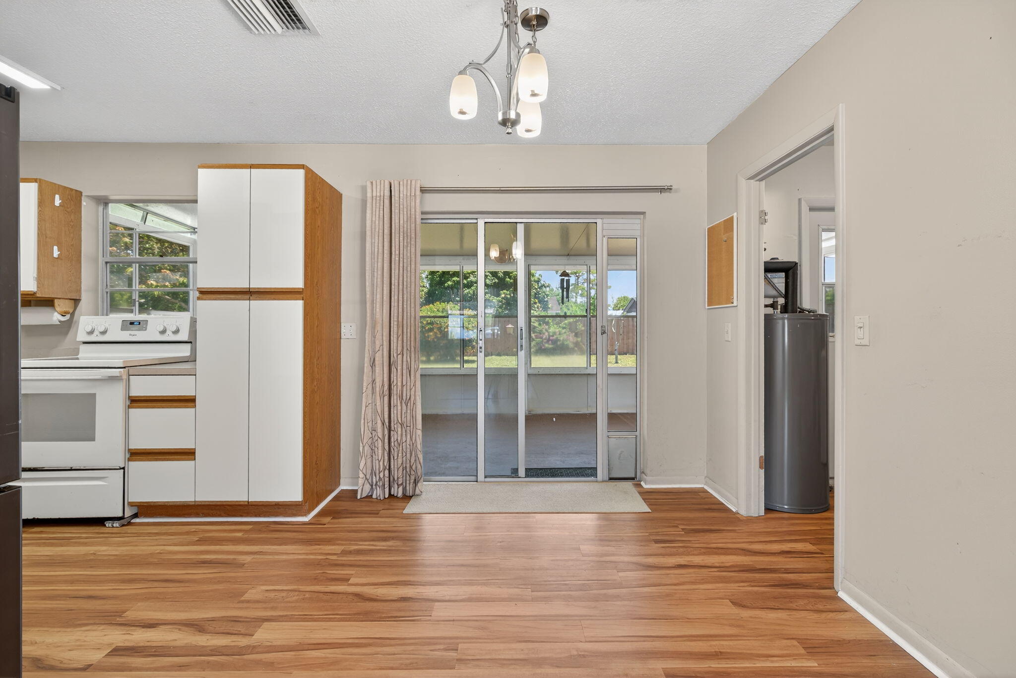 1208 Cherokee Street Jupiter, FL 33458 - Photo 13 of 21 Dining