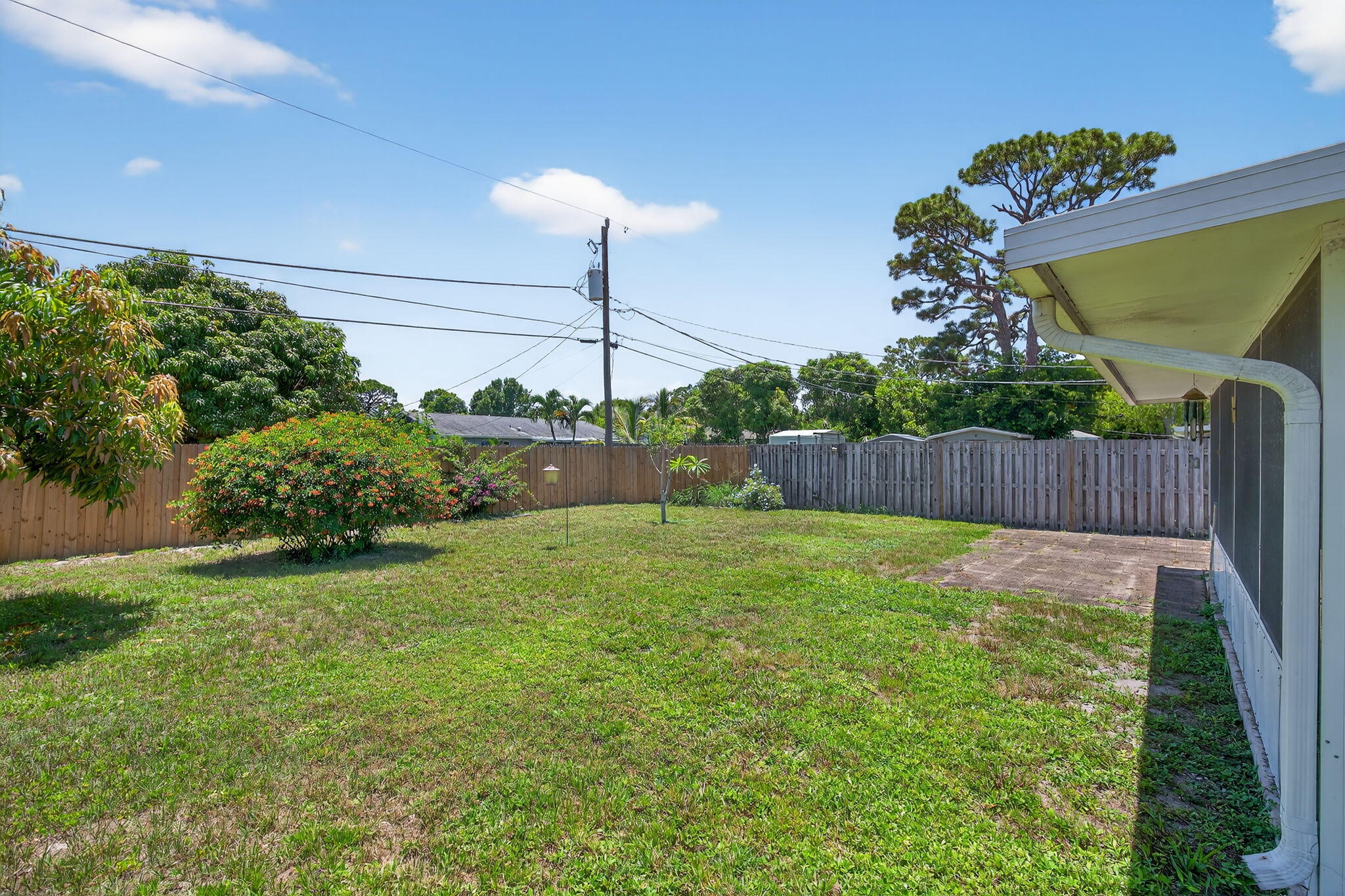 1208 Cherokee Street Jupiter, FL 33458 - Photo 6 of 21 Large Yard