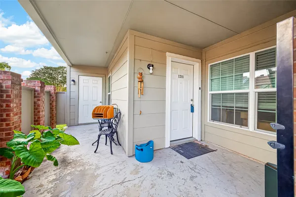 $145,000 | 2800 Jeanetta Street, Unit 1211, Houston, TX 77063