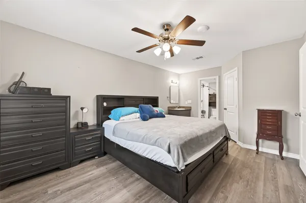 $145,000 | 2800 Jeanetta Street, Unit 1211, Houston, TX 77063