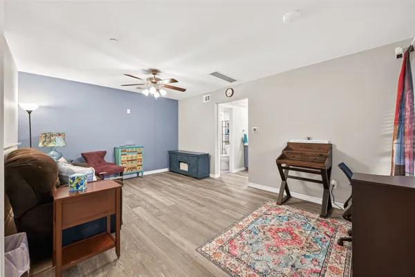 $145,000 | 2800 Jeanetta Street, Unit 1211, Houston, TX 77063