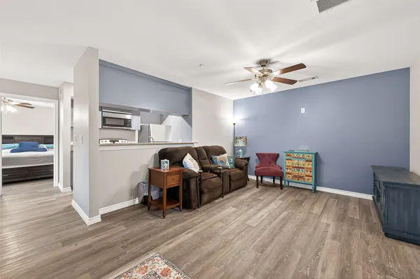 $145,000 | 2800 Jeanetta Street, Unit 1211, Houston, TX 77063