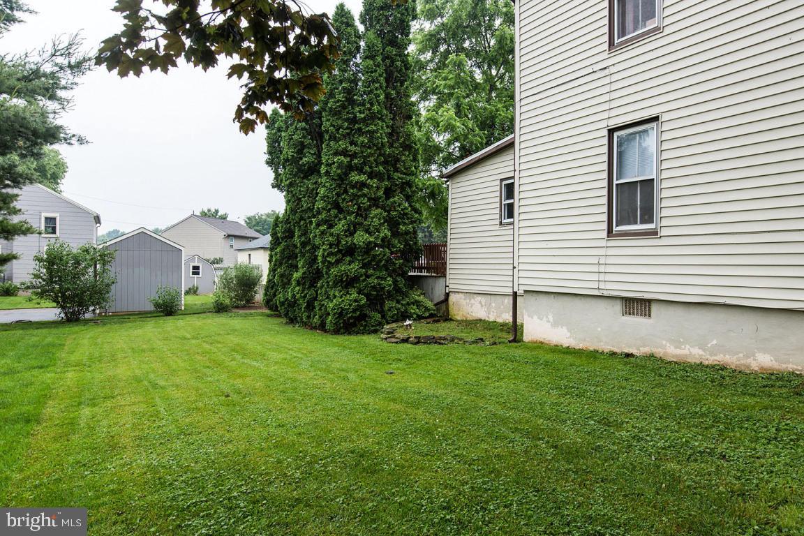 527 North Water Street Lititz, PA 17543 - Photo 33 of 44