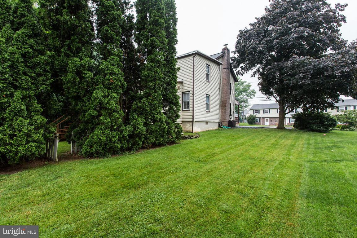 527 North Water Street Lititz, PA 17543 - Photo 34 of 44