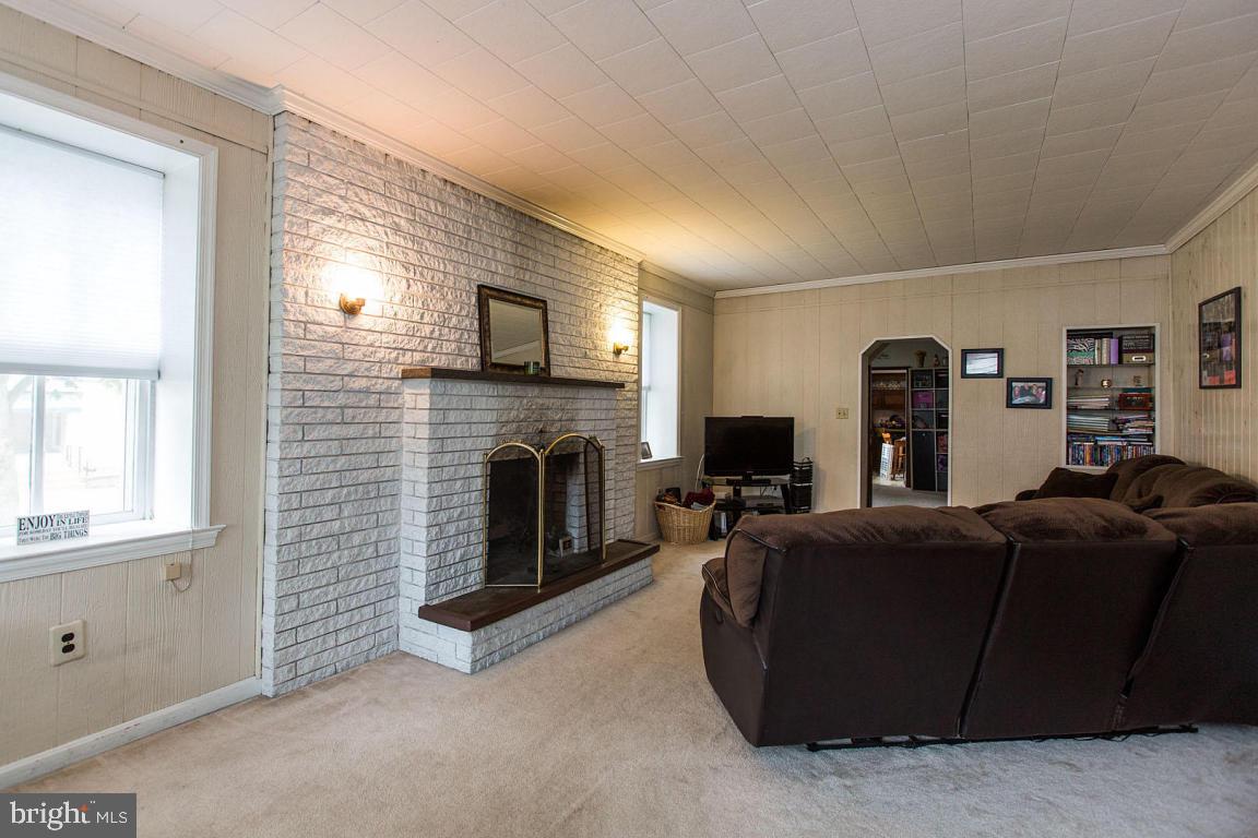527 North Water Street Lititz, PA 17543 - Photo 8 of 44