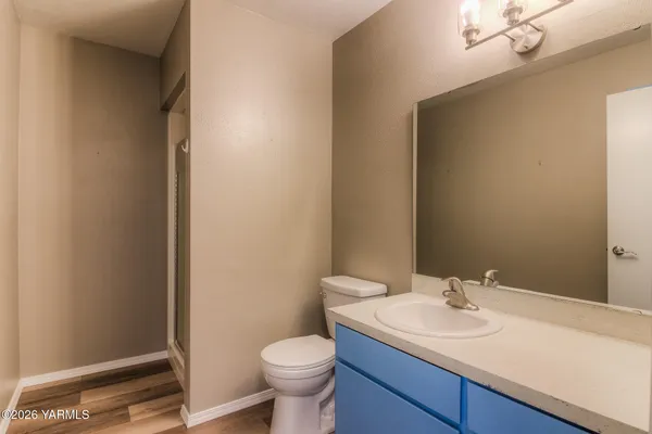 $330,000 | 100 North 60th Avenue, Unit 6, Yakima, WA 98908