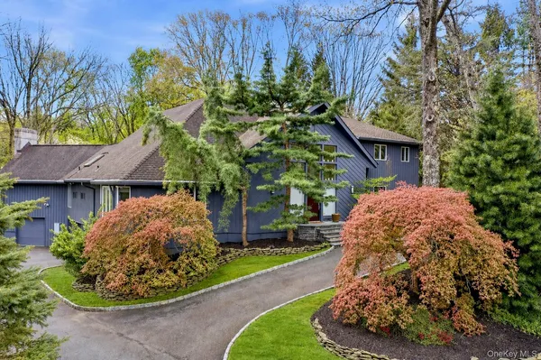 $1,636,000 | 13 Zeck Court, Suffern, NY 10901