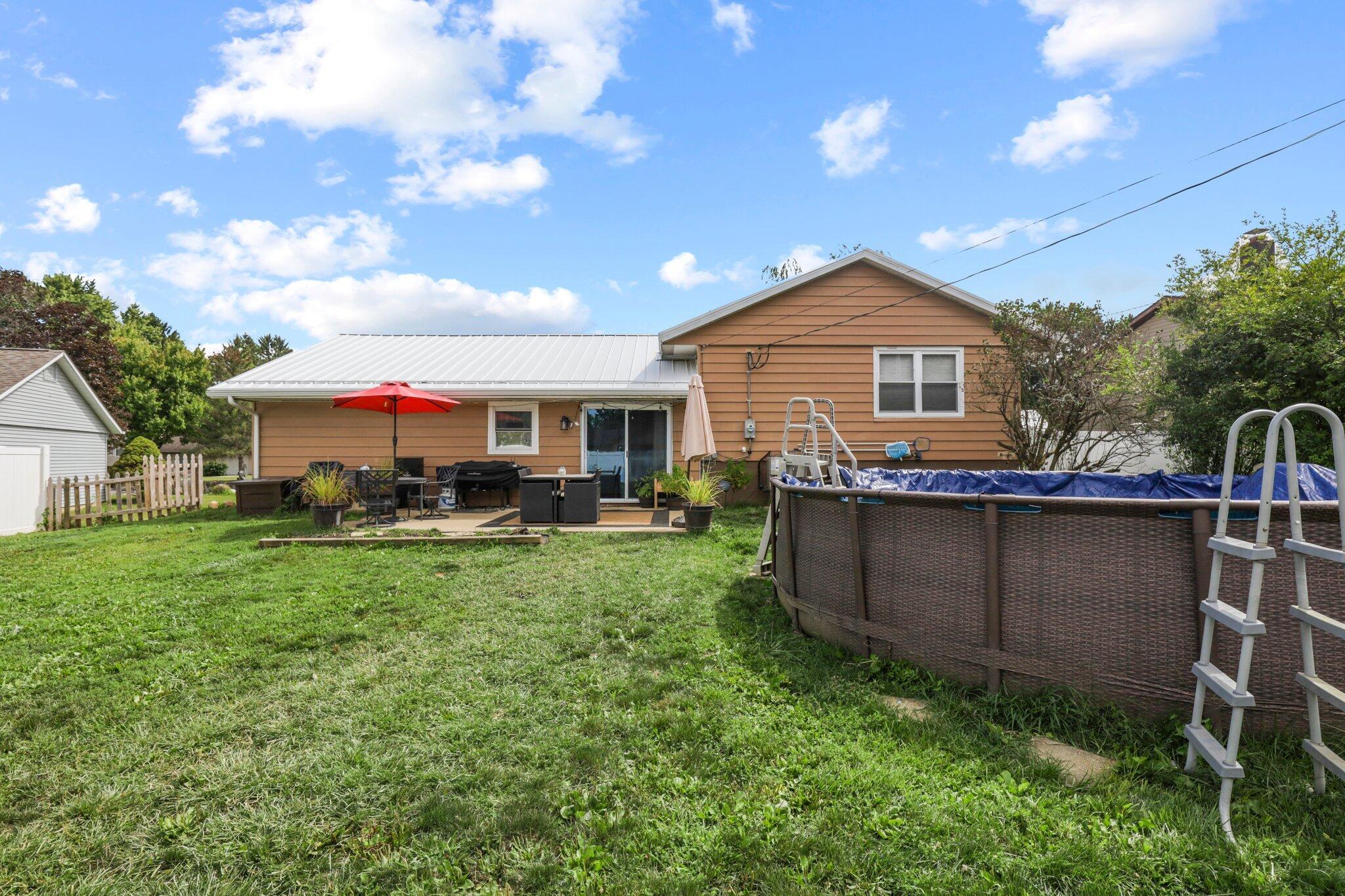 130 Rae Court Heath, OH 43056 - Photo 8 of 48 52-web-or-mls-IMG_1077
