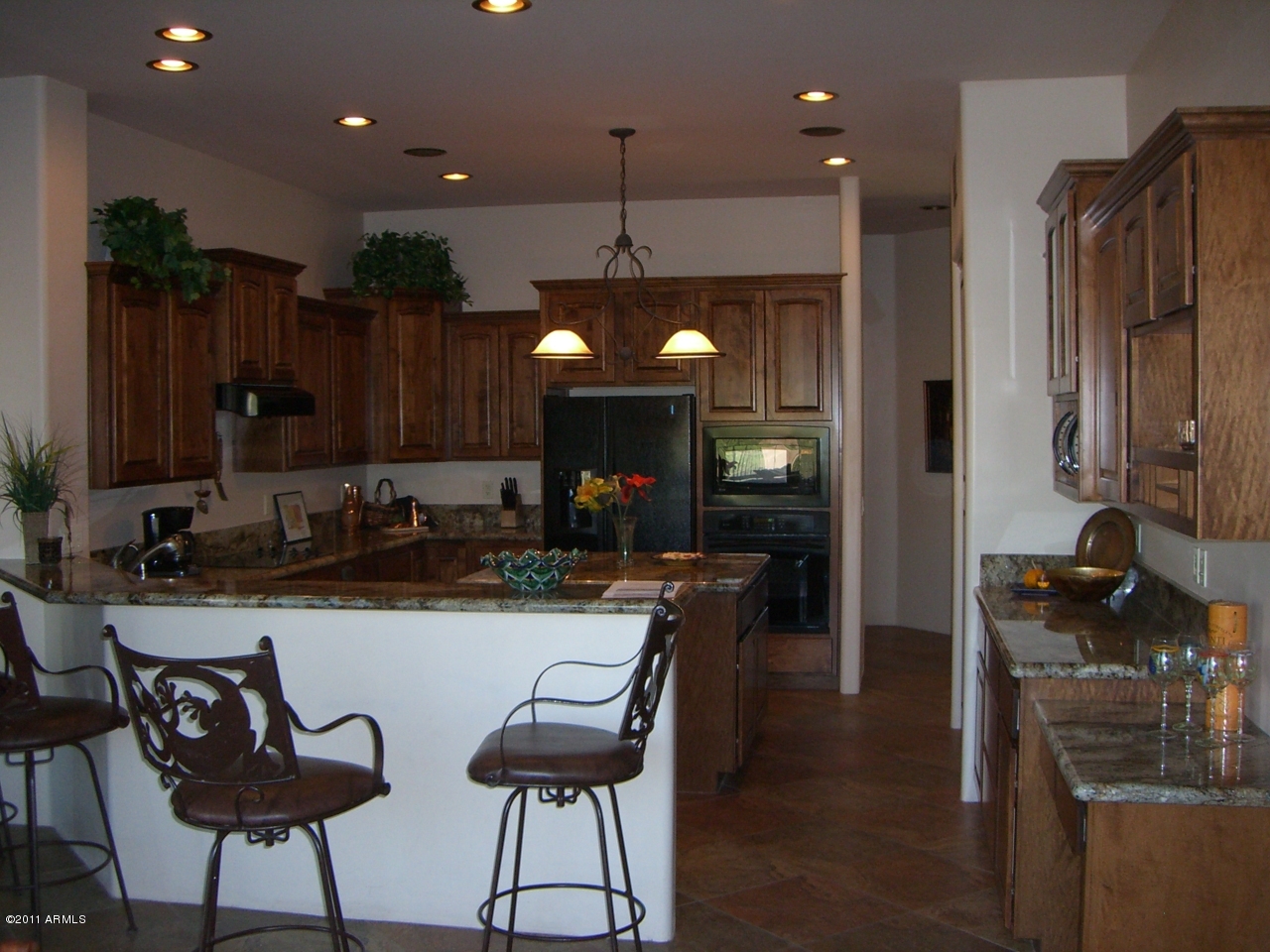 624 West Yearling Road Phoenix, AZ 85085 - Photo 2 of 10 Gourmet Kitchen
