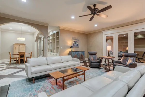$360,000 | 9 Tuscan Villas Circle, Lubbock, TX 79423