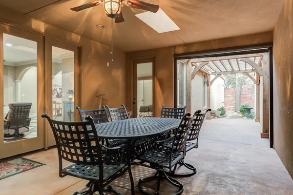 $360,000 | 9 Tuscan Villas Circle, Lubbock, TX 79423