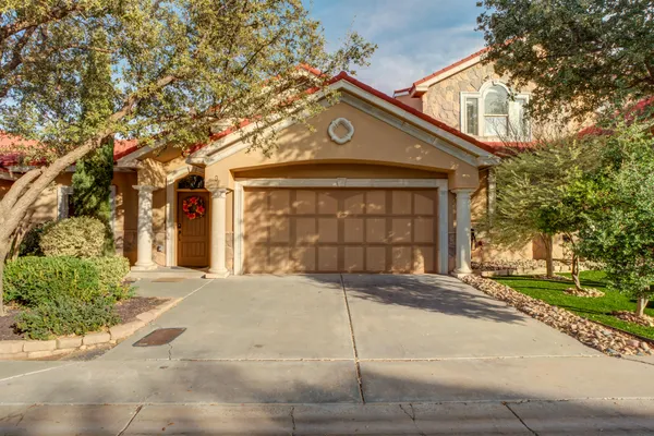 $360,000 | 9 Tuscan Villas Circle, Lubbock, TX 79423
