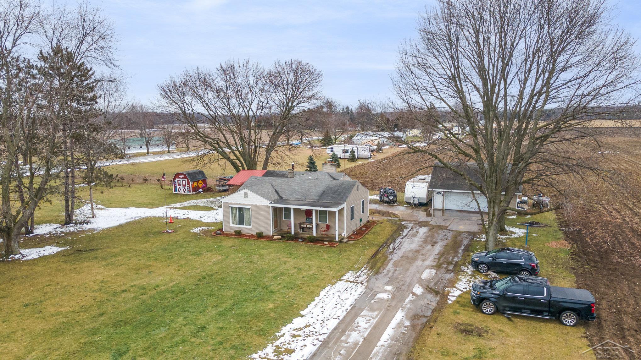 15089 Briggs Road Chesaning, MI 48616 - Photo 12 of 35 50132643-aabcf80c-0252-4e92-b2d3-73697934721c.JPG