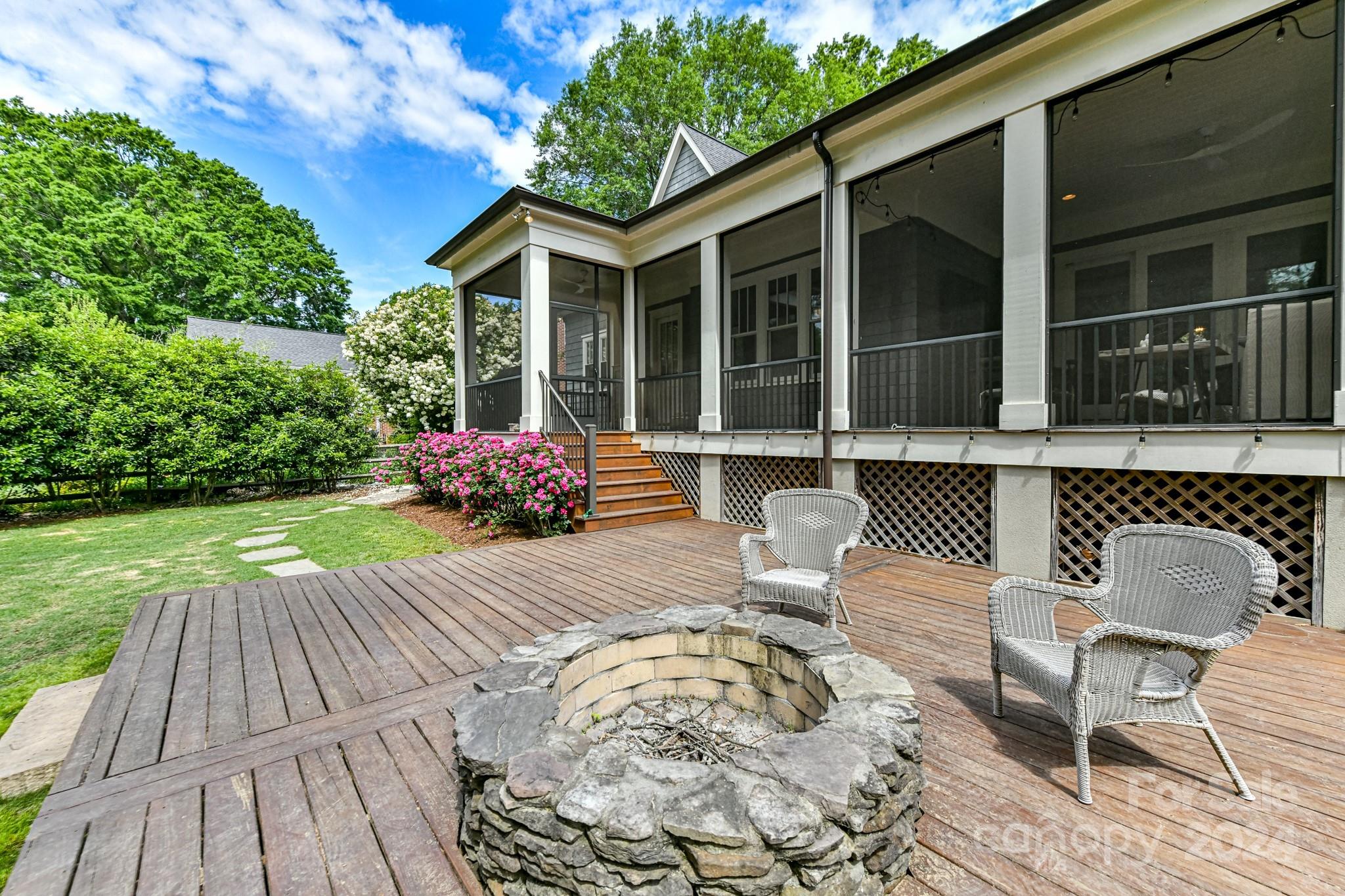 3201 Wickersham Road Charlotte, NC 28211 - Photo 36 of 43 a front view of a house with garden