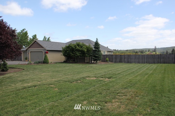 18816 Nutmeg Street Southwest Rochester, WA 98579 - Photo 2 of 22