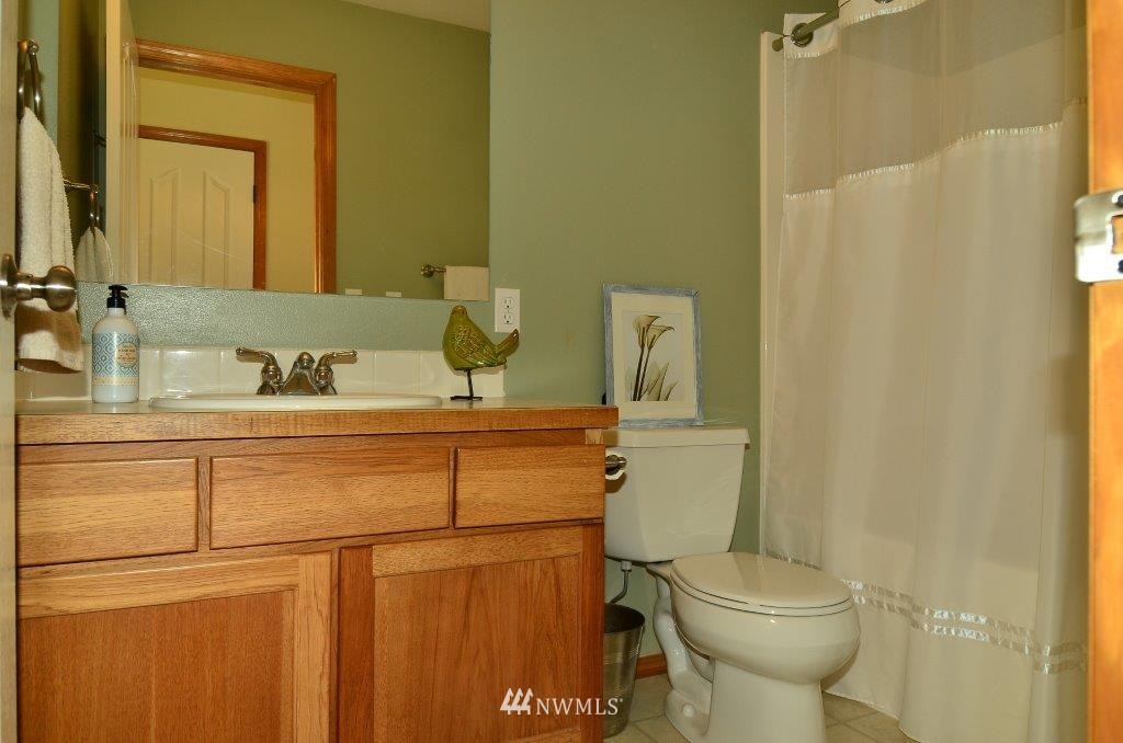 18816 Nutmeg Street Southwest Rochester, WA 98579 - Photo 12 of 22