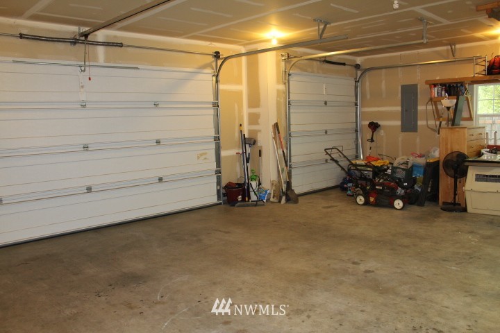 18816 Nutmeg Street Southwest Rochester, WA 98579 - Photo 14 of 22