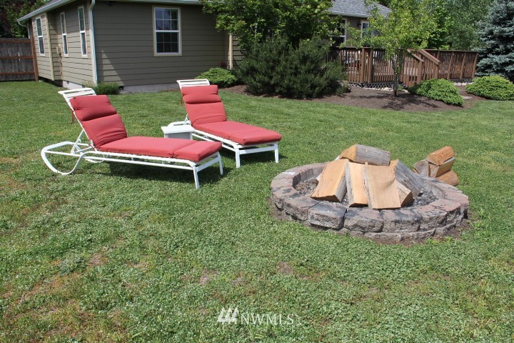 18816 Nutmeg Street Southwest Rochester, WA 98579 - Photo 17 of 22
