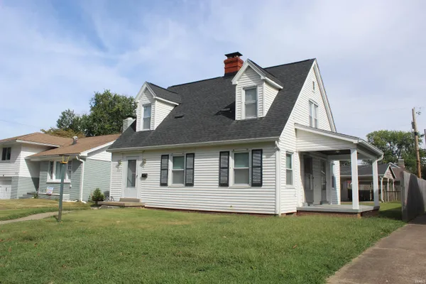 $1,400 | 2100 East Gum Street, Evansville, IN 47714