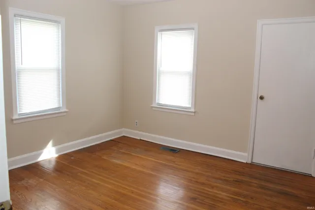 $1,400 | 2100 East Gum Street, Evansville, IN 47714