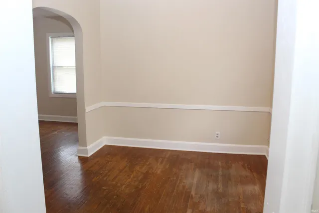 $1,400 | 2100 East Gum Street, Evansville, IN 47714