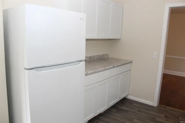 $1,400 | 2100 East Gum Street, Evansville, IN 47714