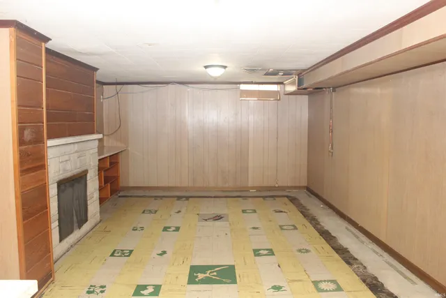 $1,400 | 2100 East Gum Street, Evansville, IN 47714