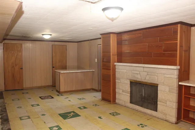 $1,400 | 2100 East Gum Street, Evansville, IN 47714