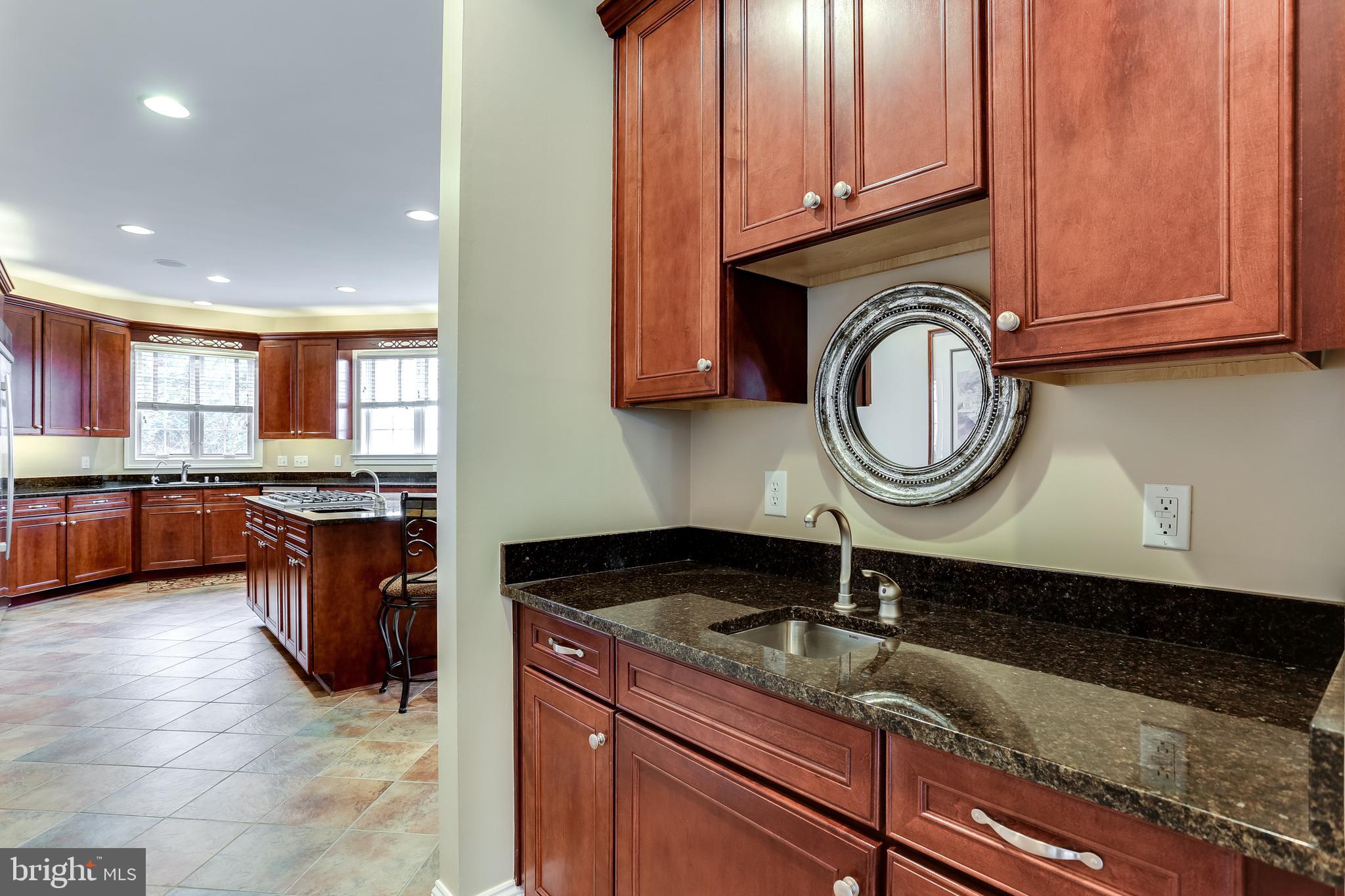 7673 Colonial Beach Road Pasadena, MD 21122 - Photo 32 of 86