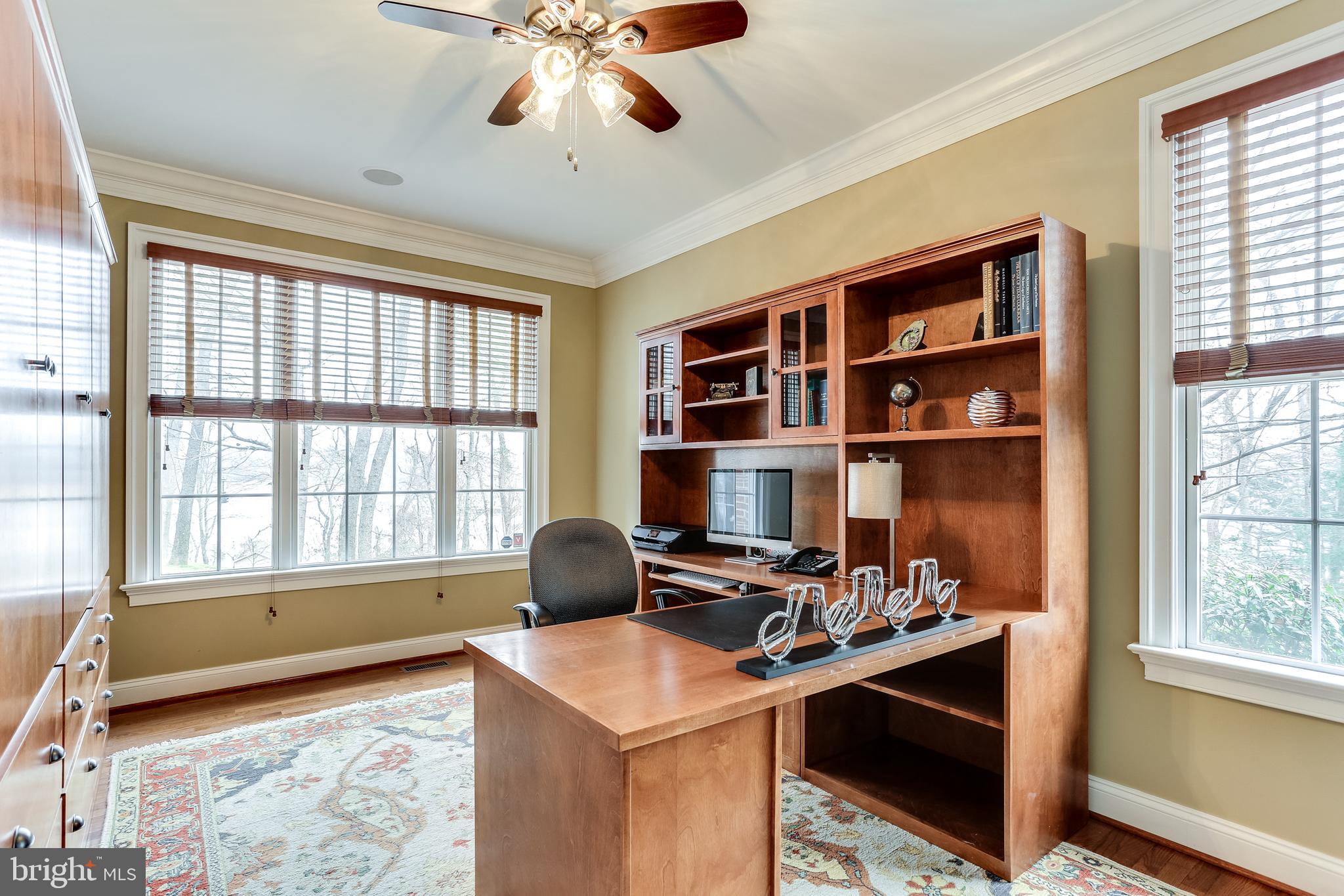 7673 Colonial Beach Road Pasadena, MD 21122 - Photo 39 of 86 Library