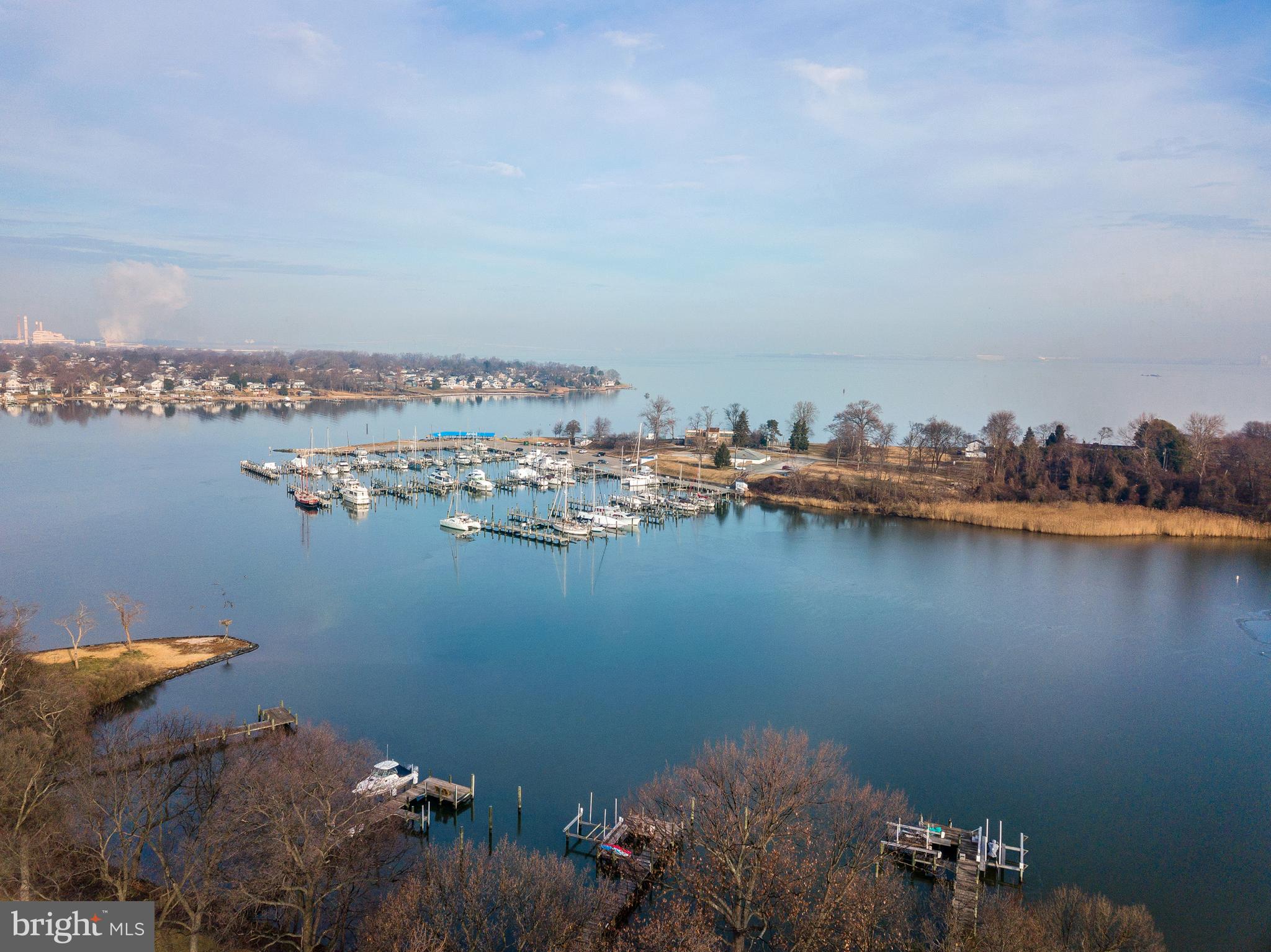 7673 Colonial Beach Road Pasadena, MD 21122 - Photo 6 of 86