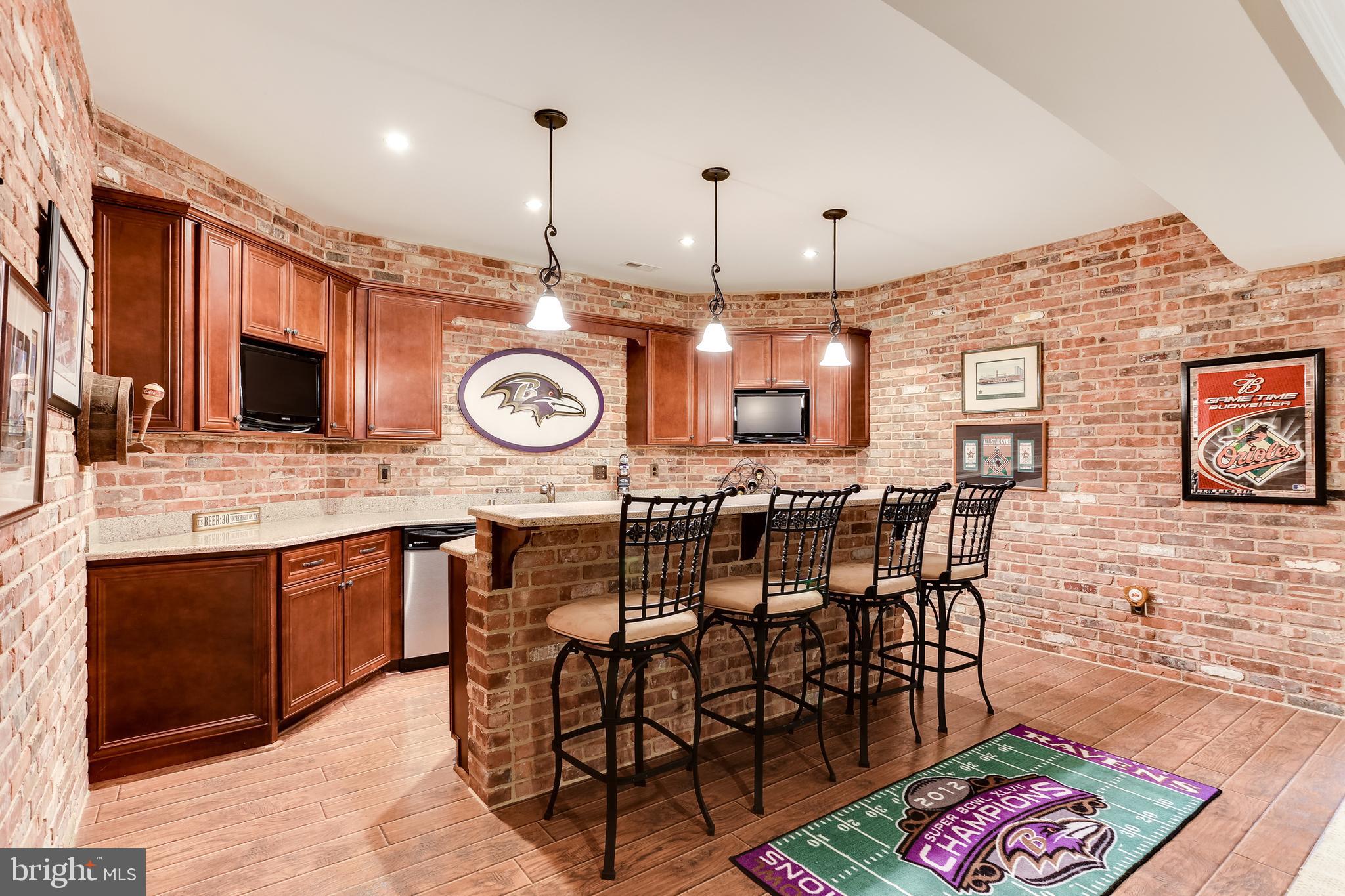 7673 Colonial Beach Road Pasadena, MD 21122 - Photo 69 of 86 Lower level Built-in Bar/Kitchen